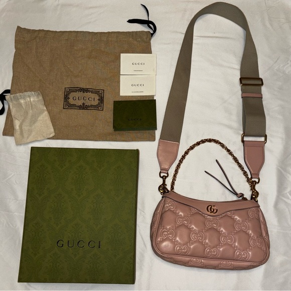 Gucci GG Matelassé small shoulder bag - Picture 2 of 4